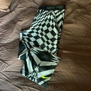 Nike pro leggings